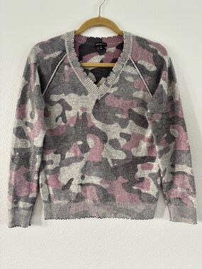 Minnie Rose Luxury Knitwear 100% Cashmere Medium Camo Frayed V-Neck Sweater EUC